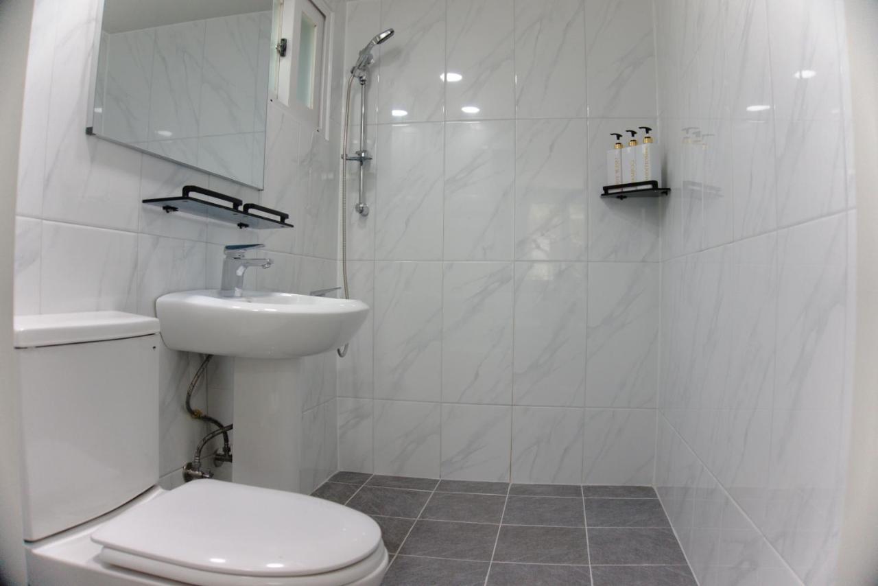 G-Star Guesthouse Сеул Екстериор снимка