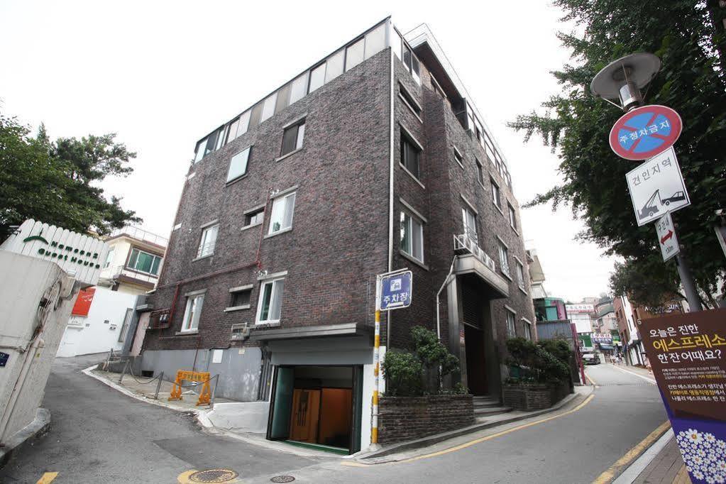 G-Star Guesthouse Сеул Екстериор снимка