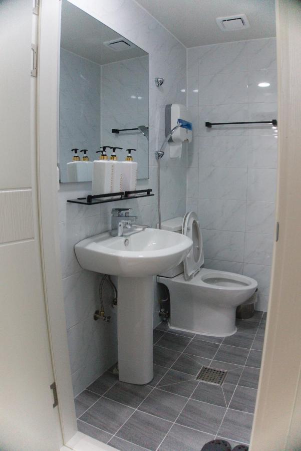 G-Star Guesthouse Сеул Екстериор снимка