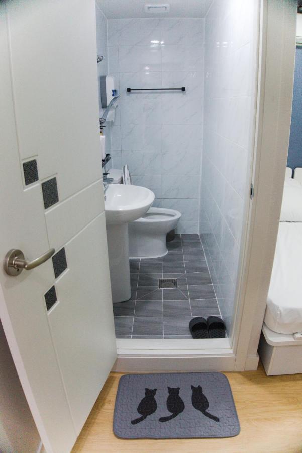 G-Star Guesthouse Сеул Екстериор снимка