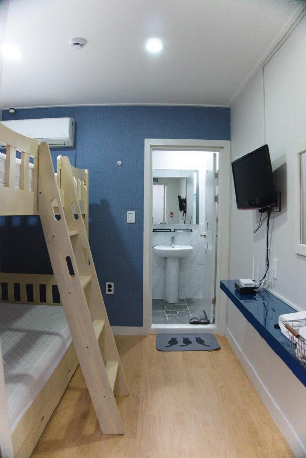 G-Star Guesthouse Сеул Екстериор снимка
