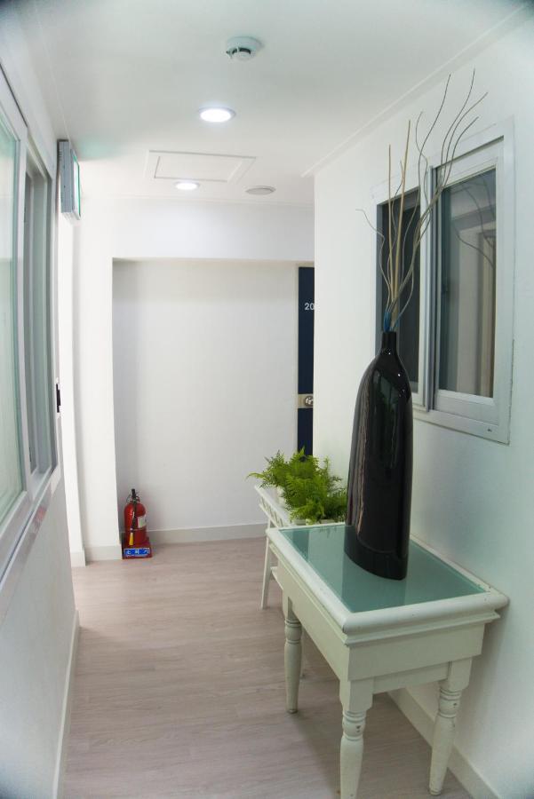 G-Star Guesthouse Сеул Екстериор снимка